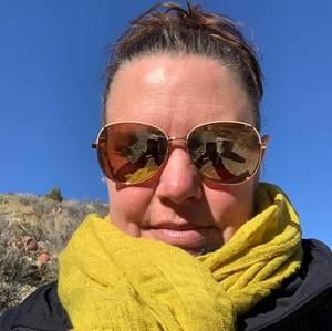 Meet your Posher, Shines